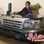汽車改裝最牛辦公桌 汽車改裝最牛辦公桌